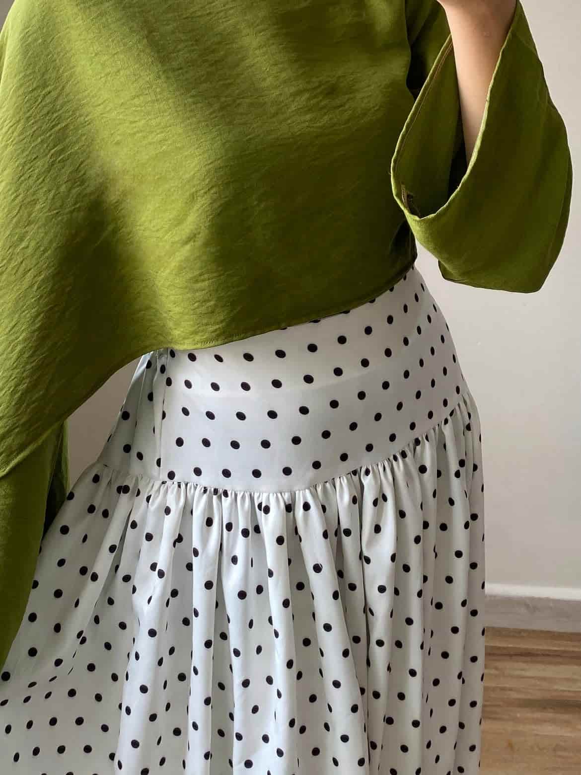 Polka Dot Skirt - Vue 1